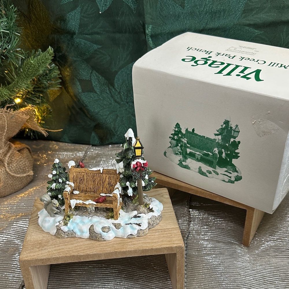 Dept 56 Village Mill‎ Creek Park Bench
